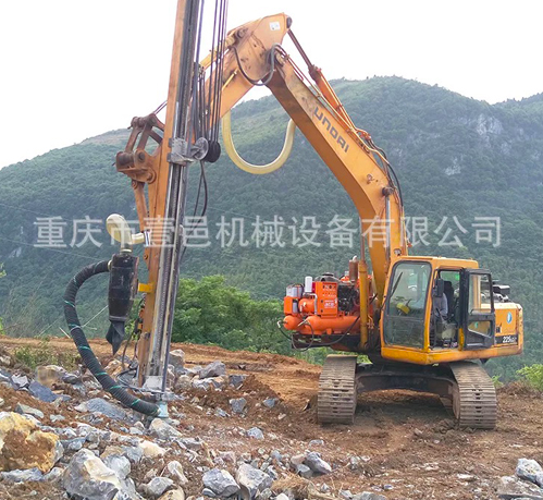 挖鉆機